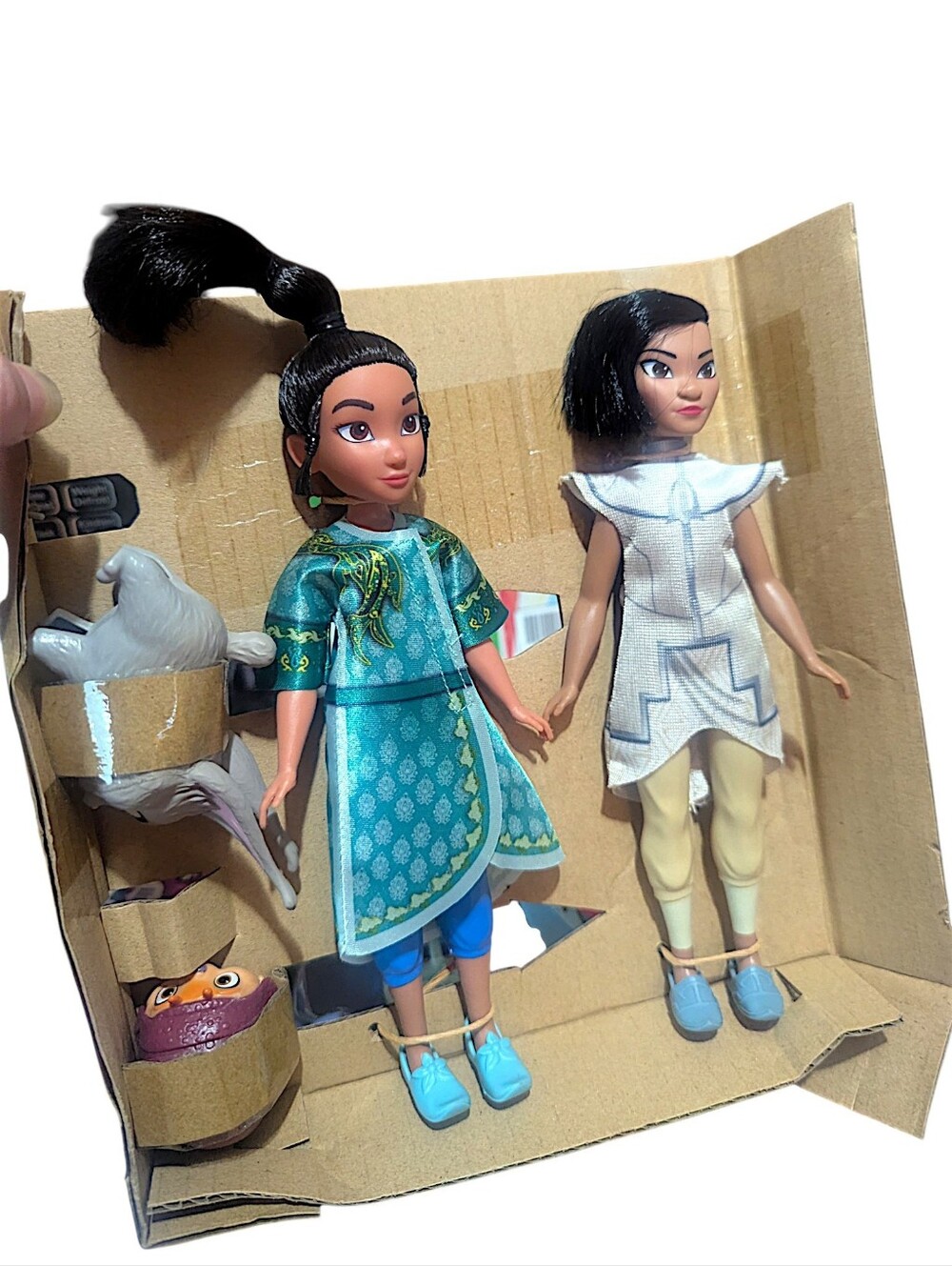 Disney Raya Doll Duo in Teal & Cream Outfits